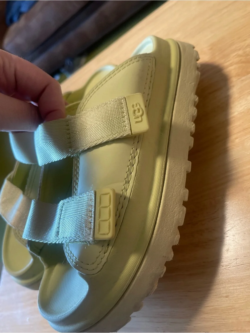 UGG Yellow Slide Sandals Teens Hook & Loop Straps Synthetic Upper Size 3